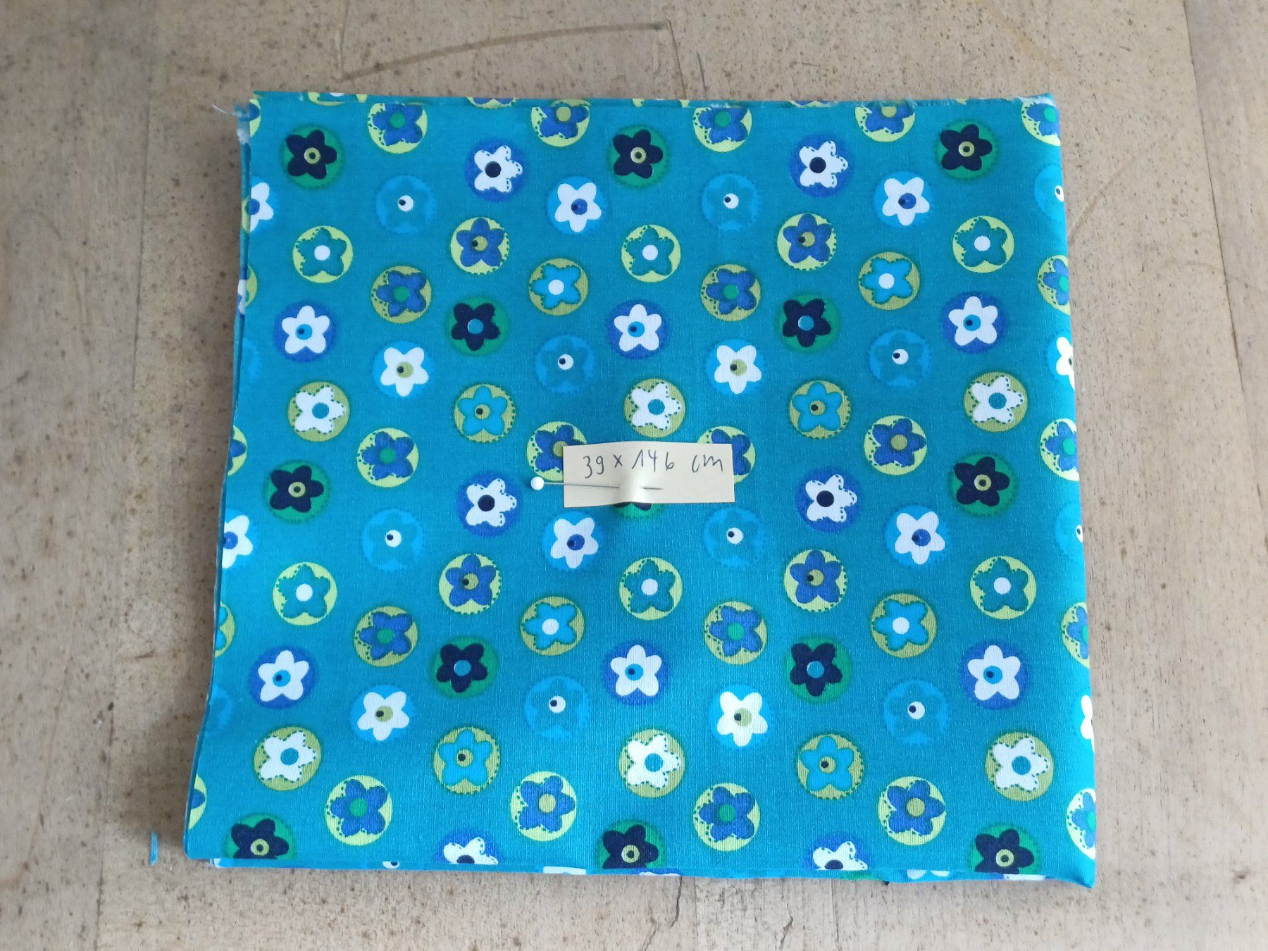 Stoffe: Stoff Baumwolle  Blumen 39 x 146 cm – Neu (gemäss Beschreibung) aus Elgg von Flurinal 1