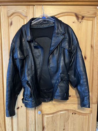 Motorradlederjacke Held Grösse 40 schwarz