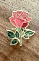 Pin Blume Rose