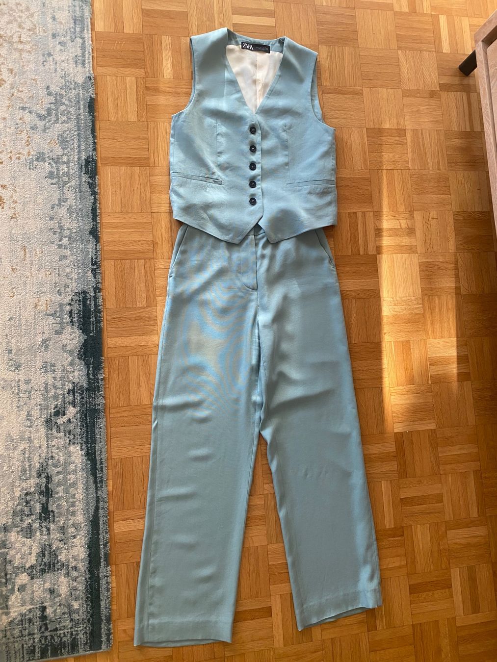 Zara Anzüge & Kostüme: ZARA 2-Teiler Hose Gr S/M – Gebraucht aus Zug von estarthyme