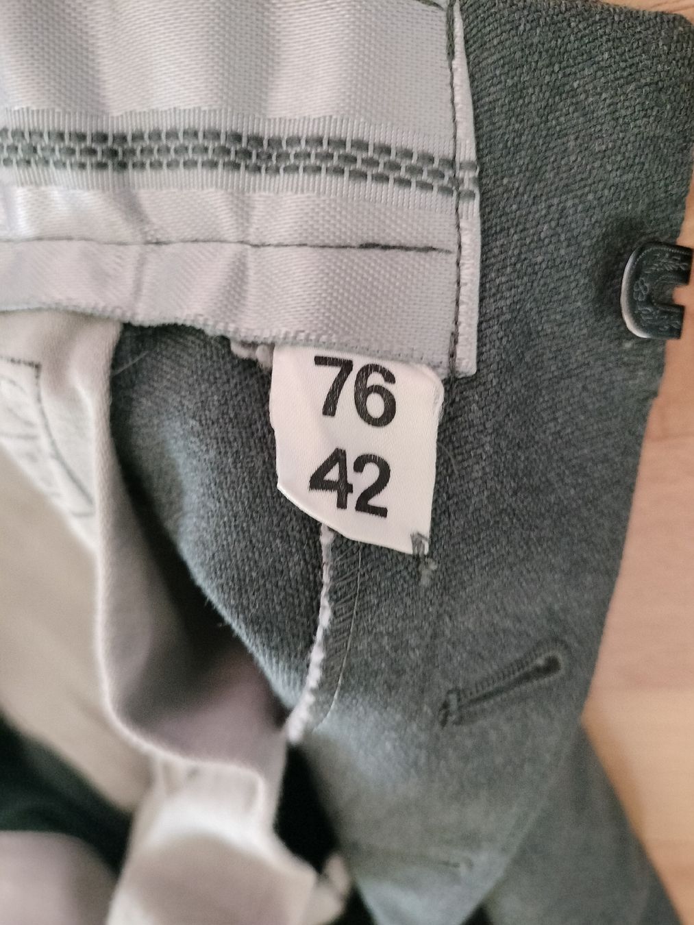 Schweizer Armee Uniformi: Antike Schweizer Armee Militär Uniform – Usato da Schwanden Sigrisw venduto da cadieux71 7