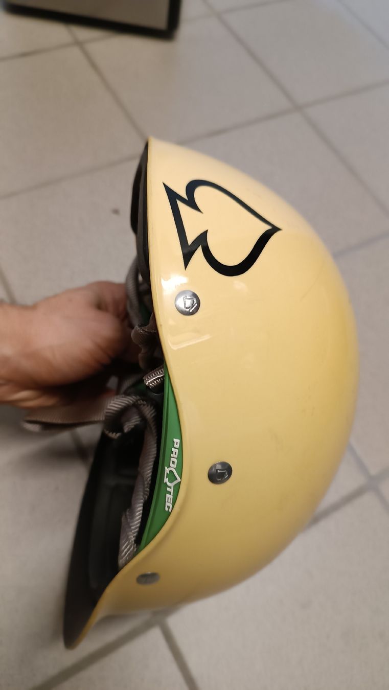 Caschi: casco sport acquatici – Usato da Gudo venduto da Caba678 2