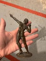 Sculpture bronze homme grec athlète