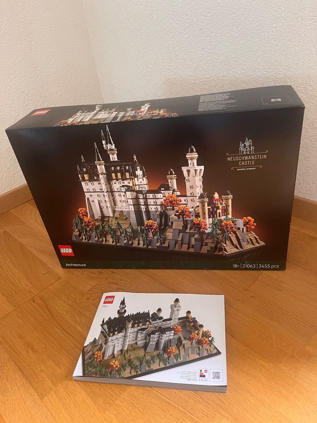 Lego Kit di costruzioni: Lego Architecture Neuschwanstein 21043 – Usato da Sion venduto da crm_f5f9 2