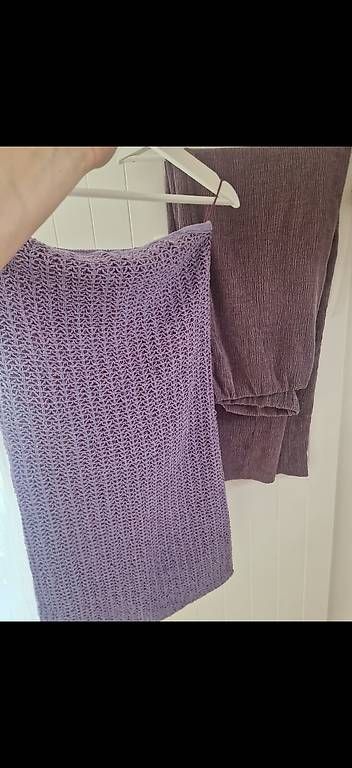 Kleider: Minikleid mit Stoffhosen – Gebraucht aus Liestal von loo_bh95 1