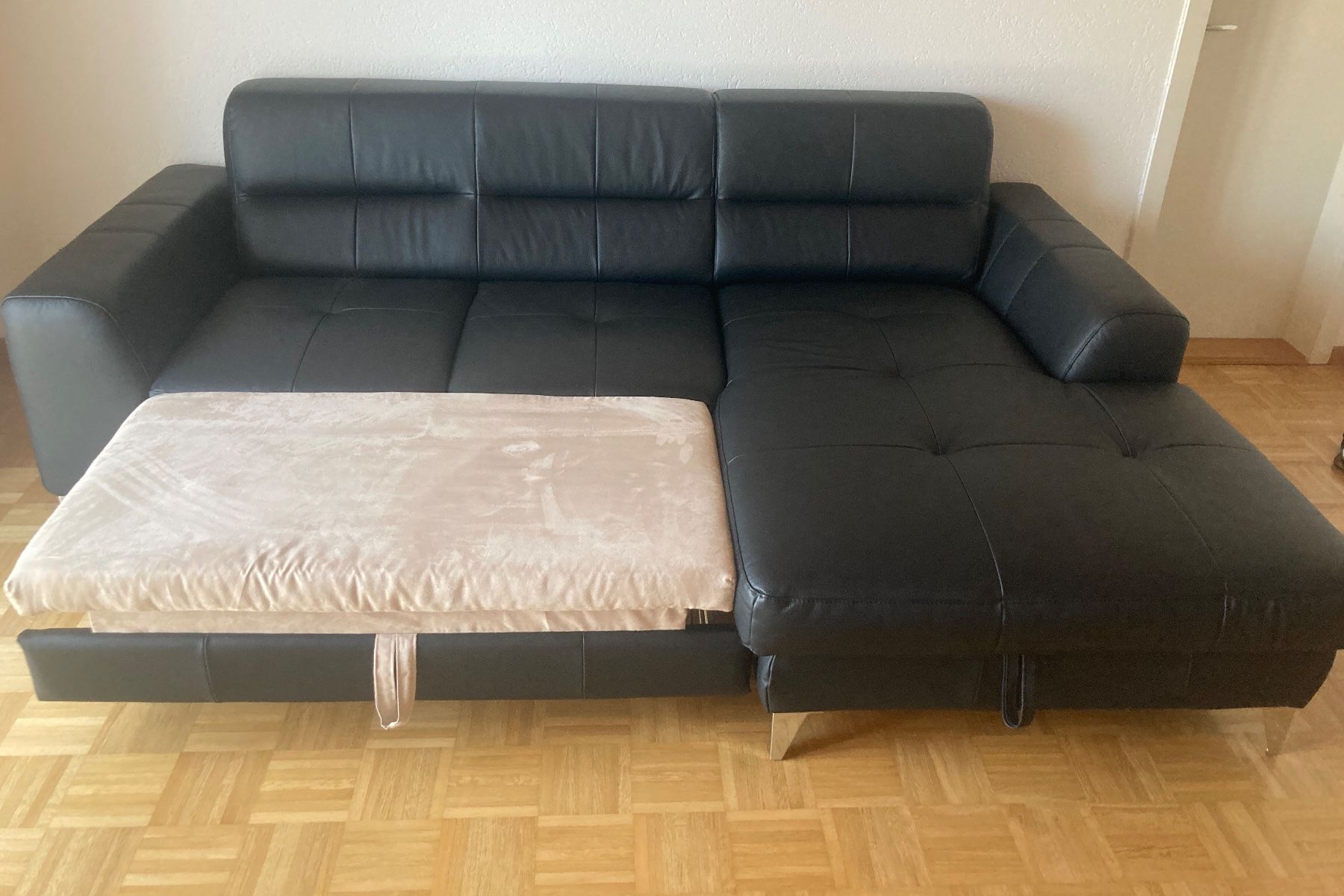 Divani: Ecksofa Leder schwarz mit Bettfunktion und Staufach – Nuovo (secondo la descrizione) da Ostermundigen venduto da Divers 1