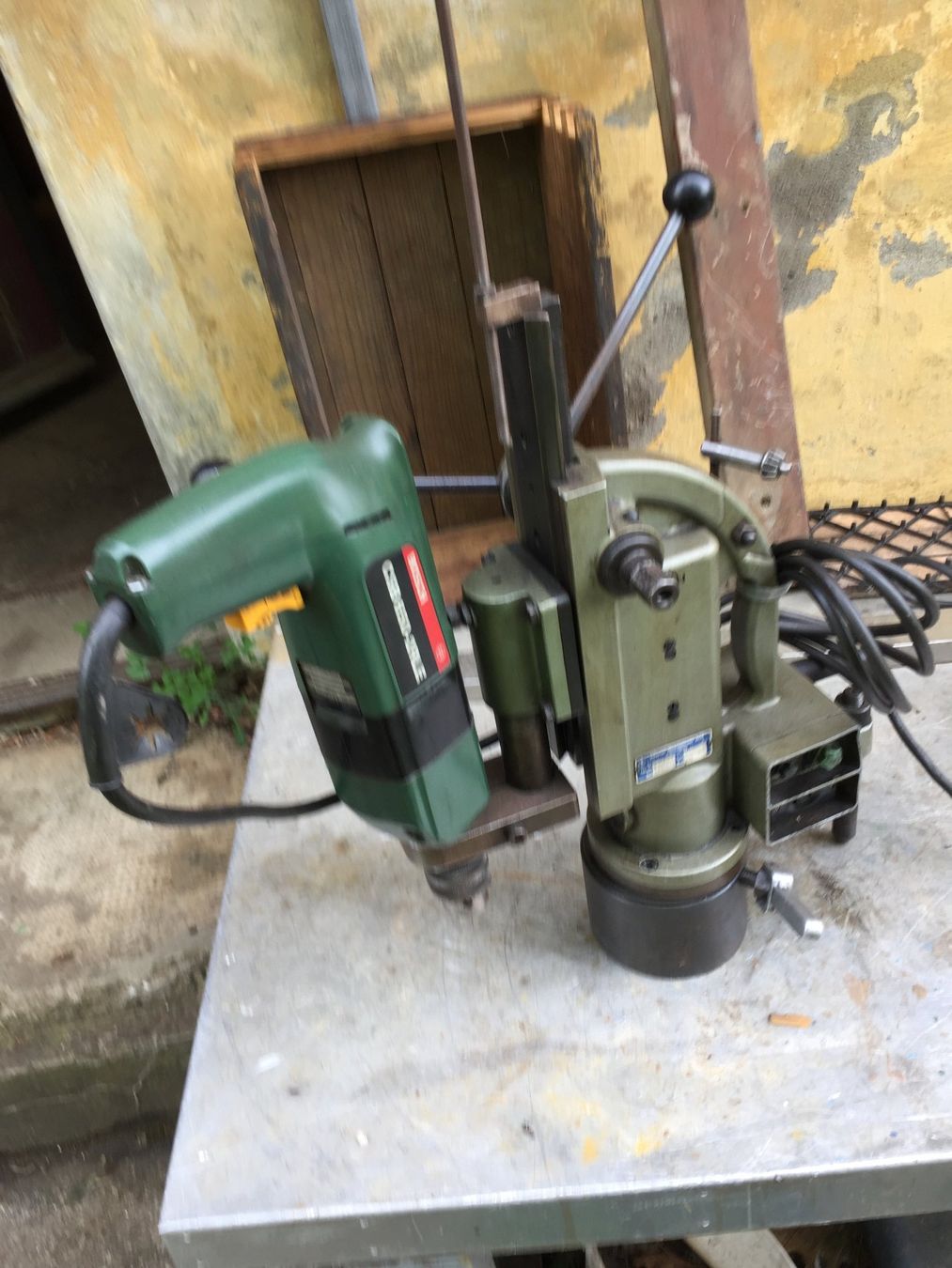 Bosch Trapani: Magnet Bohrmaschine – Usato da Frenkendorf venduto da BasLie