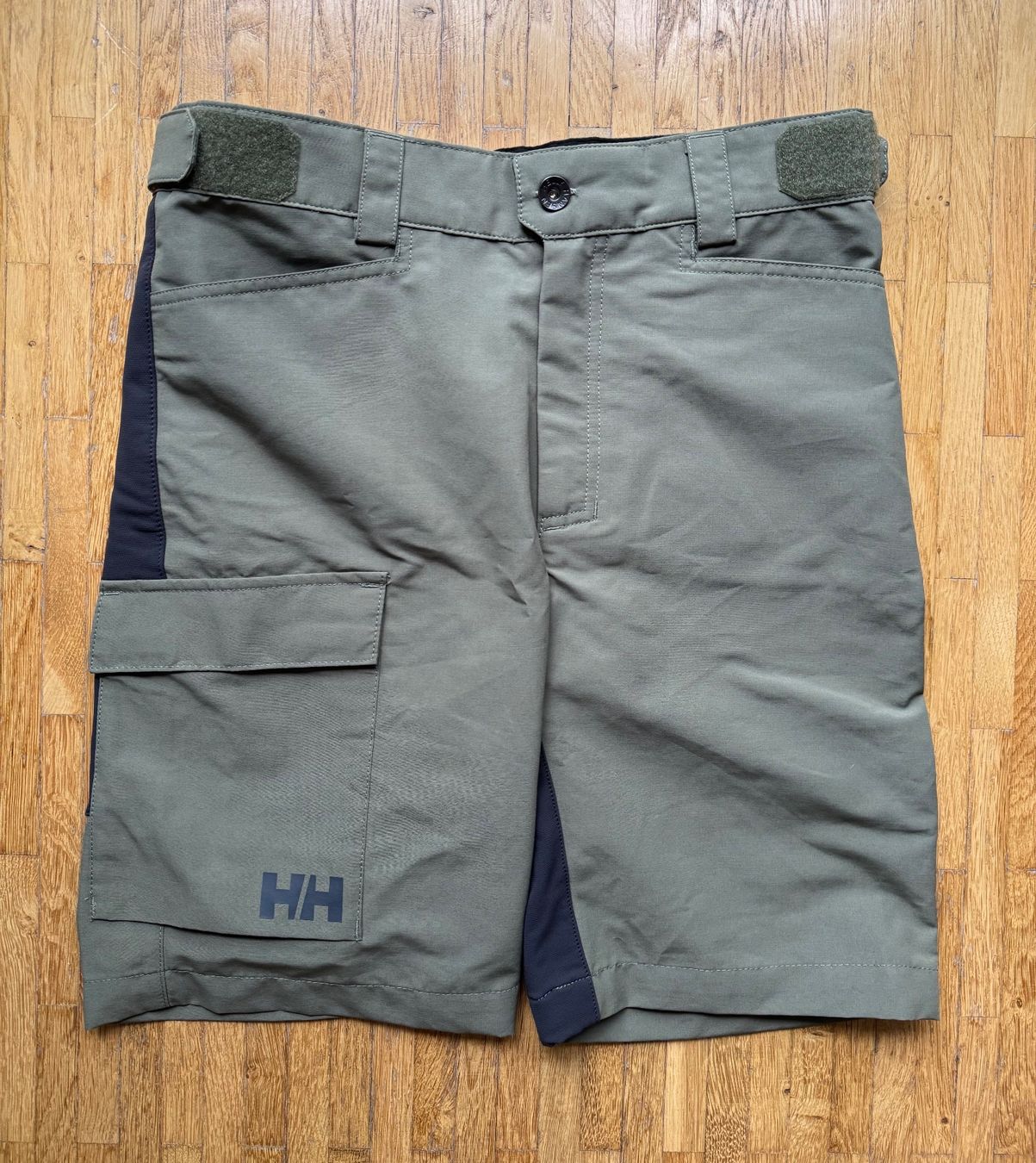 Helly Hansen Hosen: Helly Hansen Cargo Shorts Grösse 164/14 – Neu (gemäss Beschreibung) aus Zürich von reeses2011