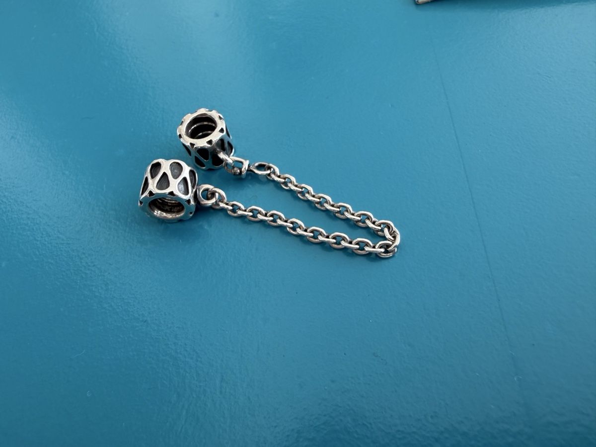 Pandora Pendentifs: Pandora safety charm silver 925 – D'occasion à Zürich par nat_k