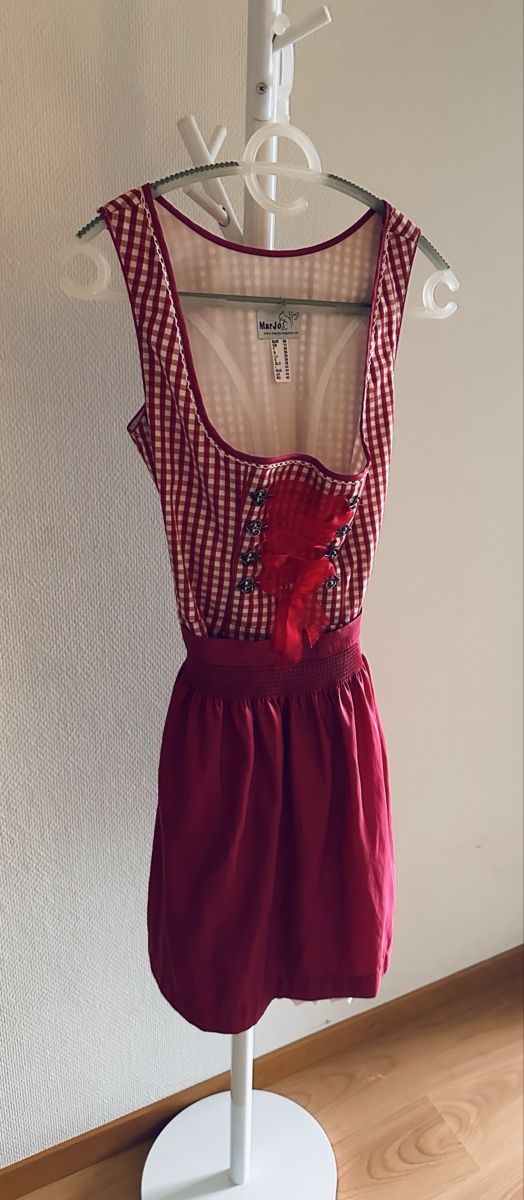 Vestiti: Süsses Dirndl von Marjo Grösse 36 ohne Bluse – Nuovo (secondo la descrizione) da Fehraltorf venduto da Kung-Fu