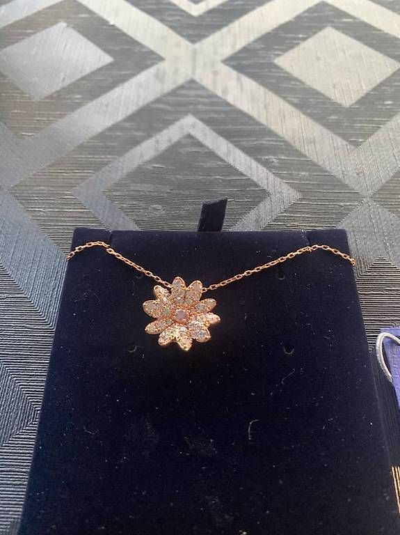 Swarovski Catenine: Collier Swarovski fleur rosée – Nuovo e nell'imballaggio originale da Fully venduto da Sassa68 1