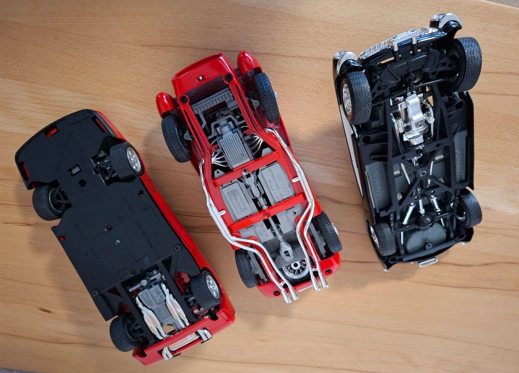Bburago Voitures modèles: 3 Bburago Modelle 1:18 – D'occasion à Diessenhofen par Rzelda 3