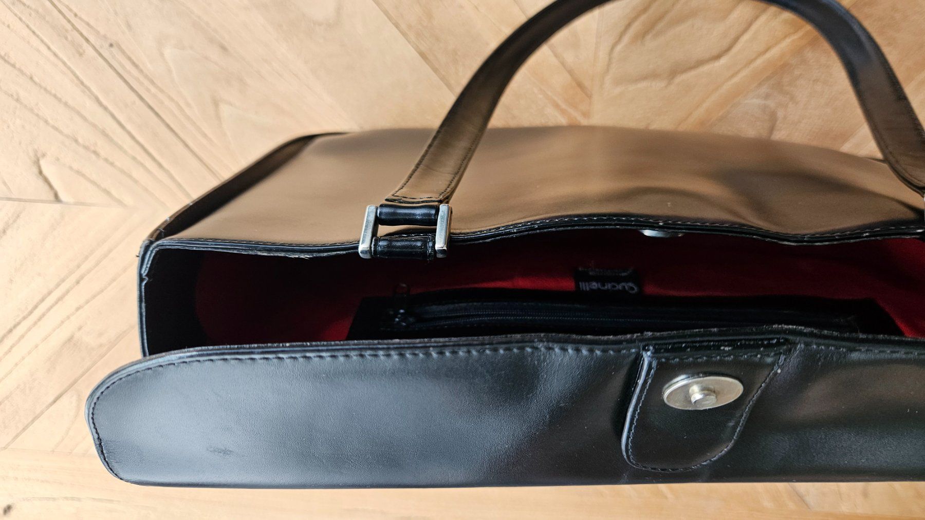 Taschen für Damen: Cucinelli Vintage Handtasche – Gebraucht aus Brittnau von Thaler92 4