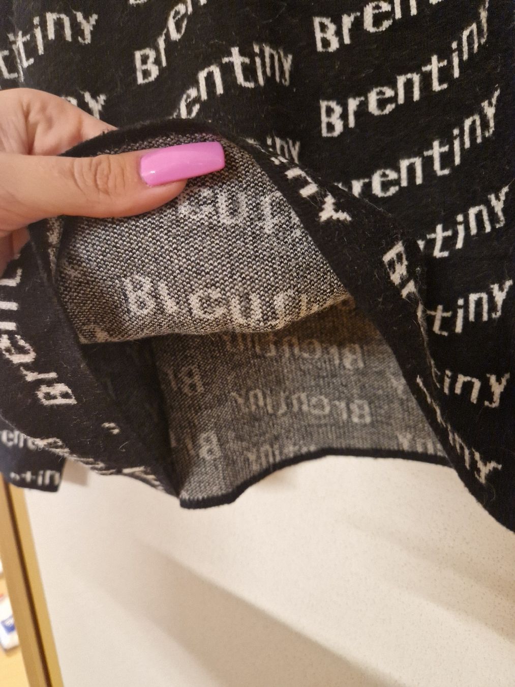 Maglioni & Felpe: Pull Brentiny paris noir à lettres taille unique – Nuovo (secondo la descrizione) da Versoix venduto da aline_b 4