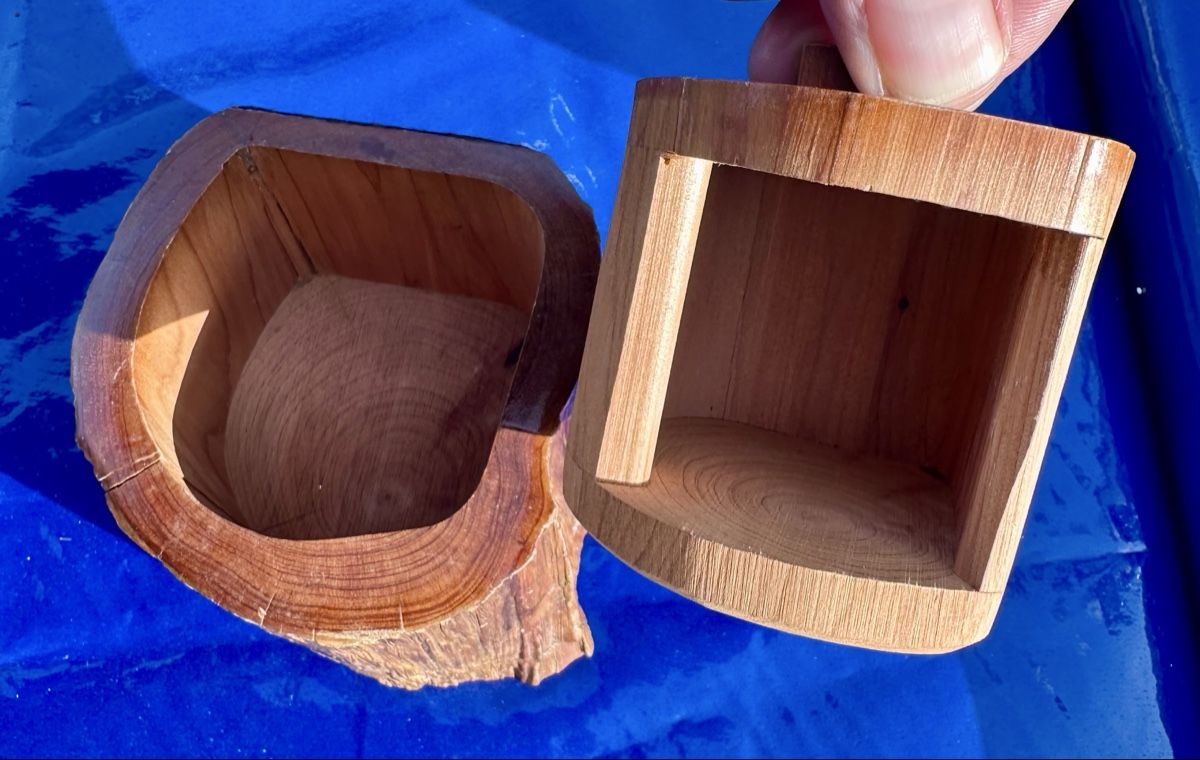 Articoli in legno: Rustikale Holzschatulle - Einzigartiges Unikat aus Holz – Usato da Zürich venduto da c_d_r 1