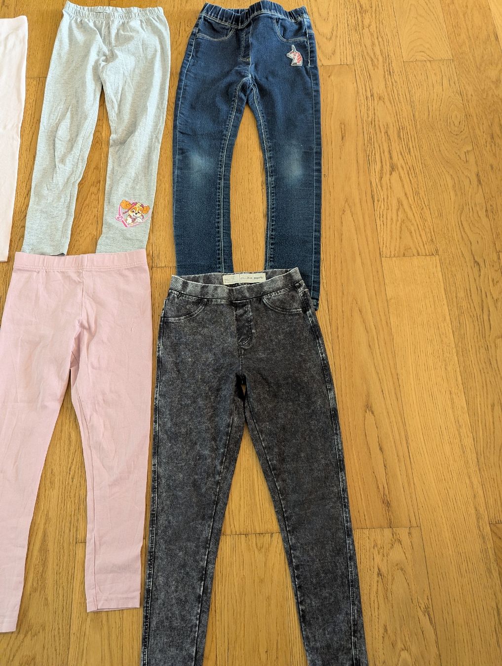 Pantaloni: Hosen Paket Grösse 122 - 128 – Usato da Wallisellen venduto da Taurusit 5