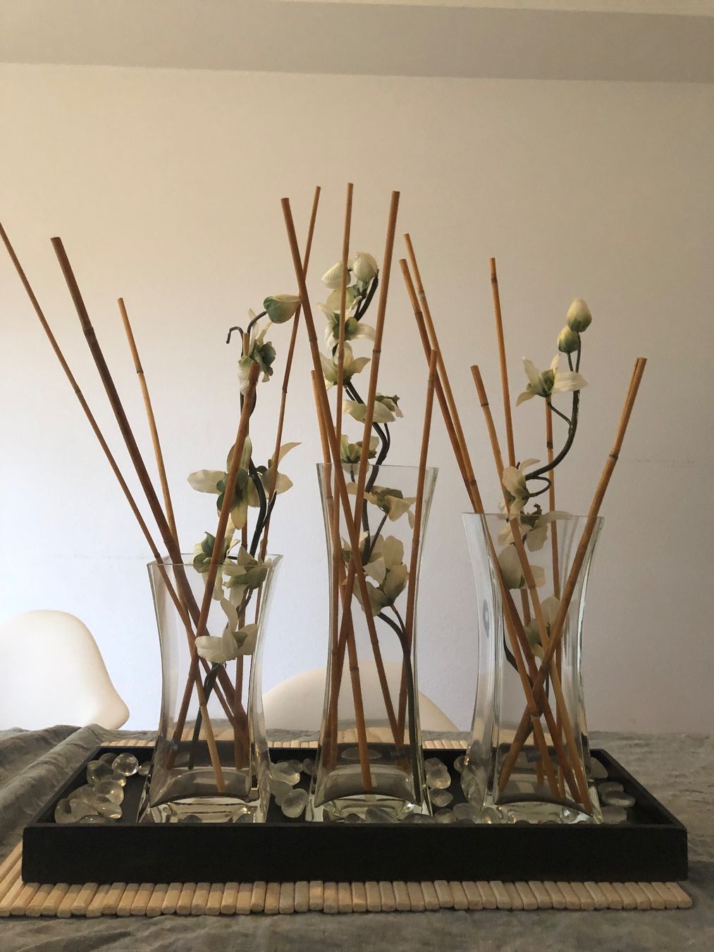 Vasi & Recipienti: Dekorative 3 Vasen-Set mit Holztablett – Usato da Zürich venduto da vadimi