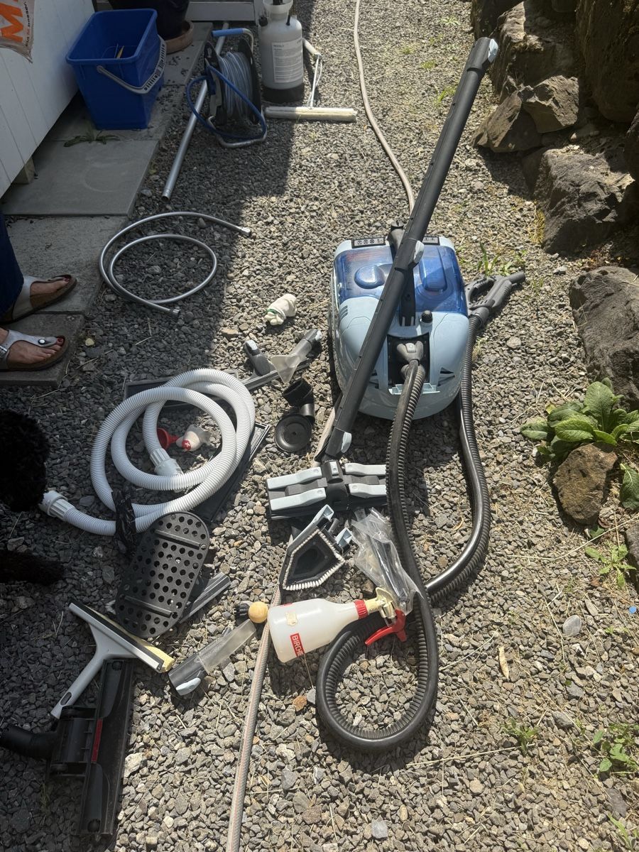 Pulitori a vapore: Dampfreiniger mit Zubehör vom Fust – Usato da Sargans venduto da Nikelmaker 2