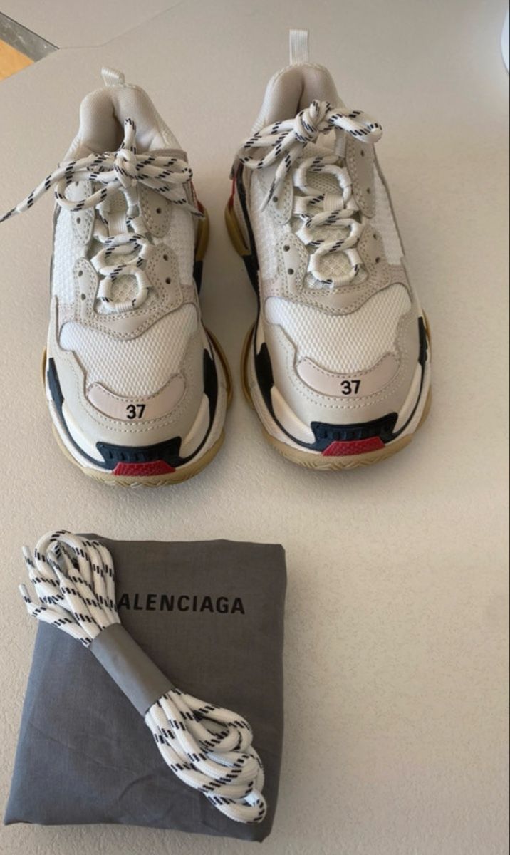 Balenciaga Scarpe da donna: Balenciaga Triple S Gr.37 – Nuovo (secondo la descrizione) da Gränichen venduto da pra_62ts 1