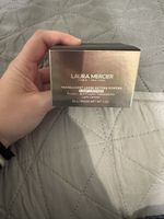 Laura Mercier loose powder