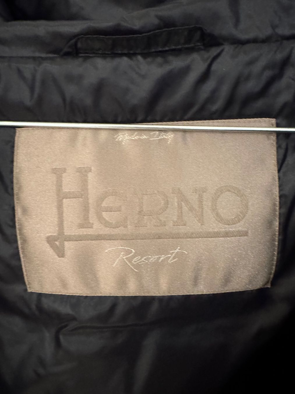Herno Jacken: Piumino lurex Herno – Gebraucht aus Massagno von cha_gkq7 8