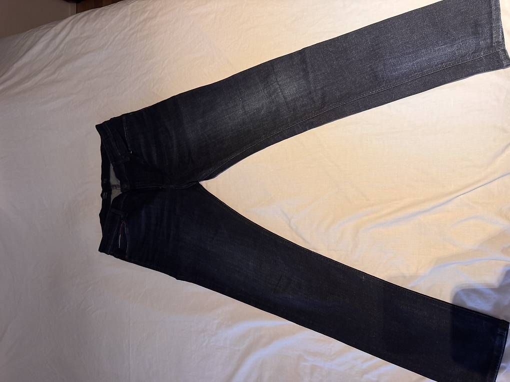 Jeans: Jeans Blau Tommy Hilfiger  – Usato da Regensdorf venduto da Jazmyn307
