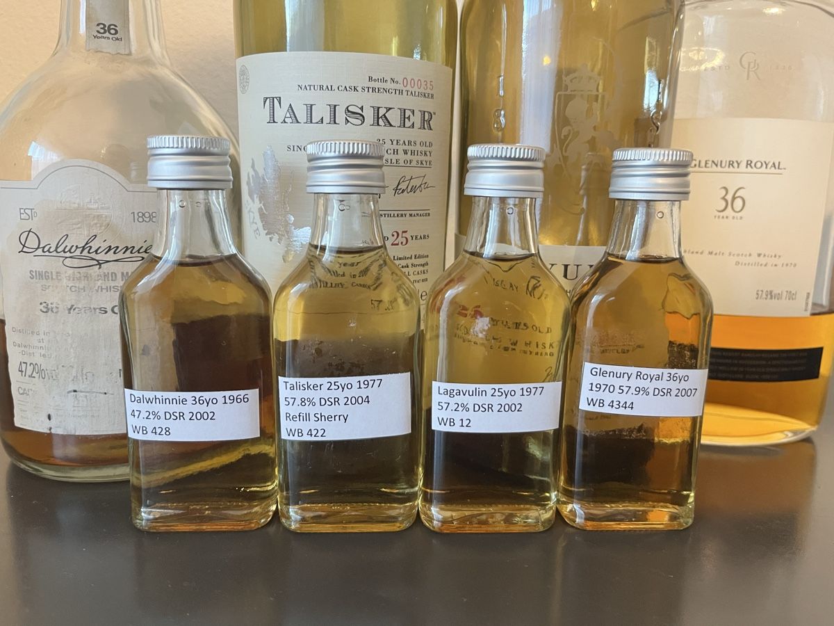Lagavulin Bevande alcoliche: Diageo Special Releases - 4 Samples pro 4cl – Nuovo (secondo la descrizione) da Mönchaltorf venduto da Drammer 1
