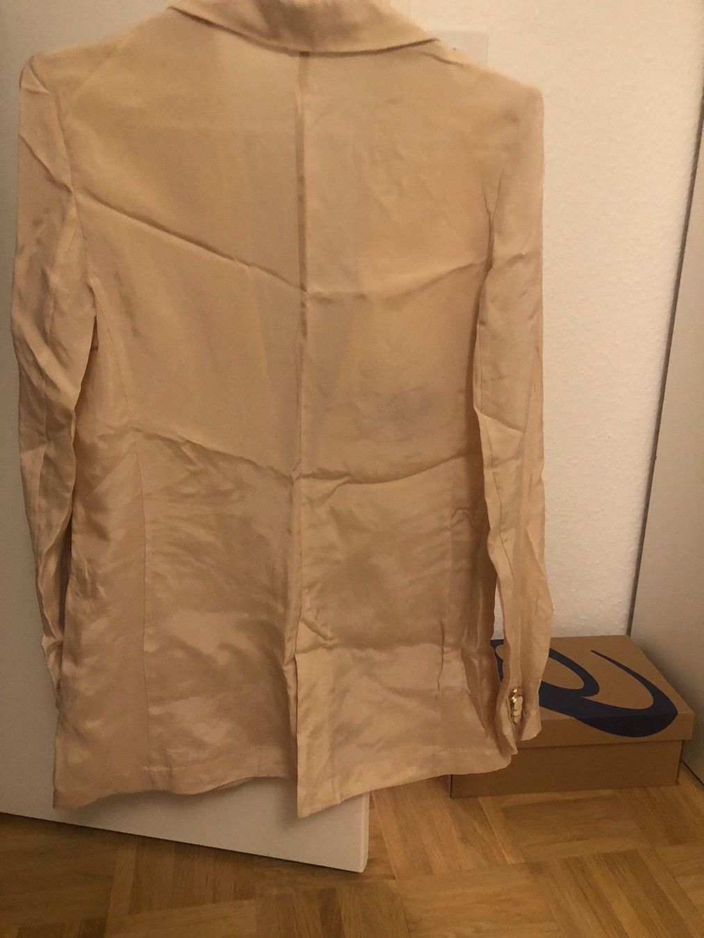 Mango Giacche: Blazer nude Mango – Usato da Onex venduto da kattrina 4