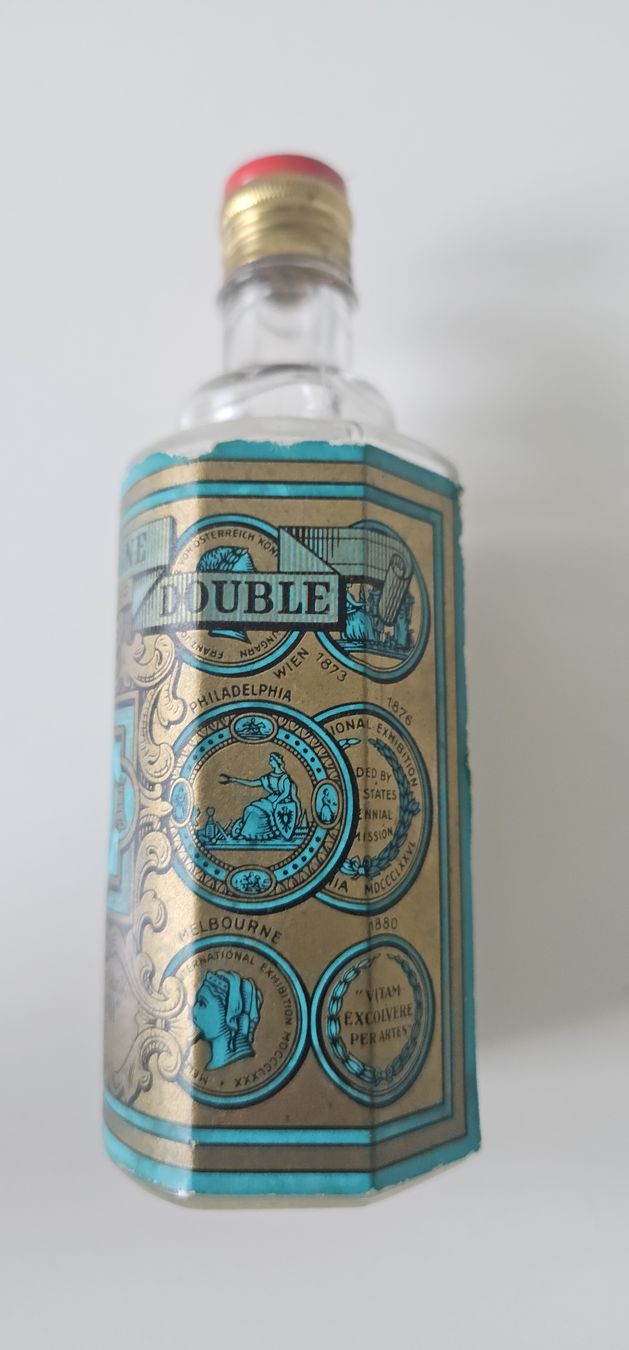 Altro in Stoviglie & Bicchieri: Original Flasche (leer) 4611 – Usato da Luzern venduto da TausendD 1
