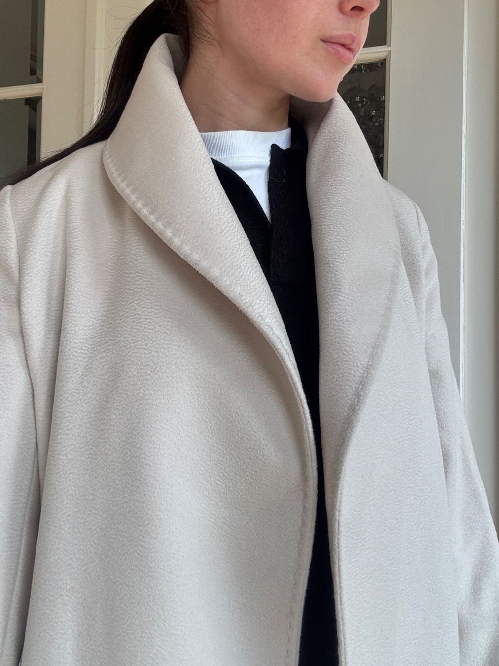 Max Mara Cappotti: Max Mara Studio Mantel in creme weiss – Usato da Zürich venduto da smi_57ql 3