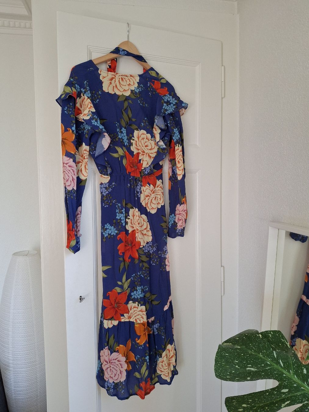 Kleider: Robe bleue à fleurs Derby S – Gebraucht aus Lausanne von Cognitia 3