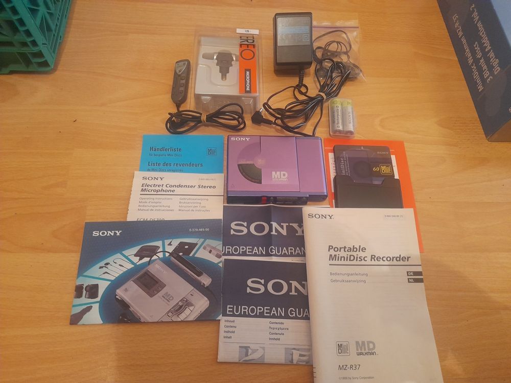 SONY MZ-R37 REPRODUCTOR de MiniDisc Portátil Grabador - MD Walkman EUR