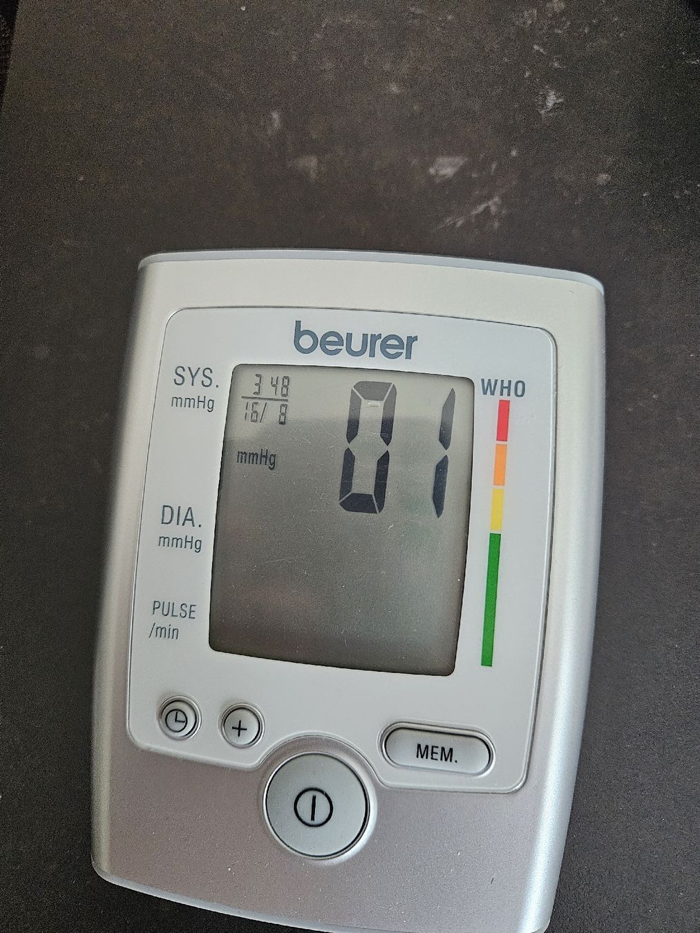 Beurer Attrezzature mediche: Beurer Blutdruckmessgerät BM 35 – Usato da Brittnau venduto da Pilze10 1