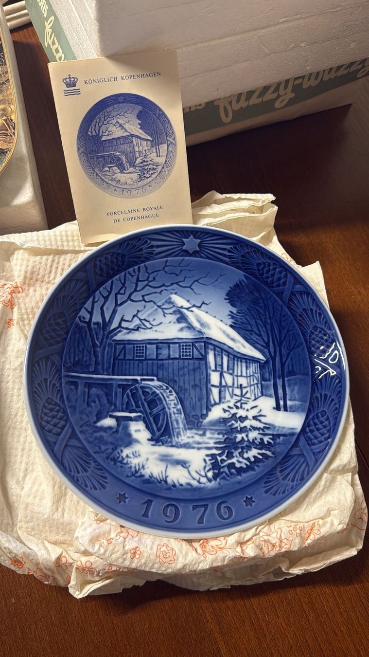 Royal Copenhagen Assiettes: Royal Copenhagen - 1976 – Neuf (Voir description) à Locarno par the_8q9p