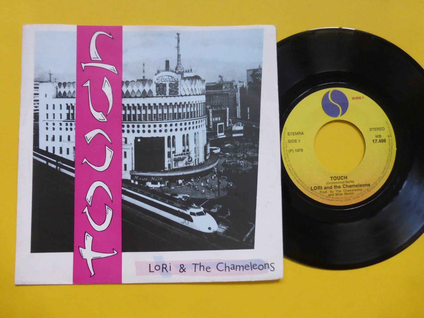 Dischi in vinile: Lori & The Chameleons – Touch – Usato da Zürich venduto da Swiss57