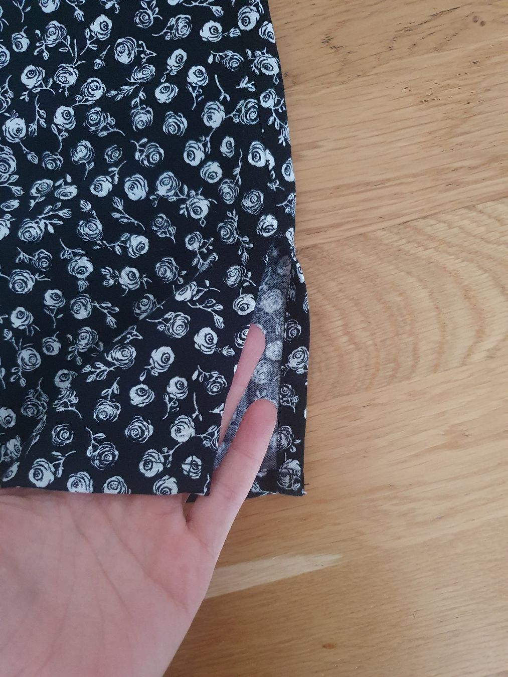 Gonne: Minirock schwarz weiss – Usato da Moosseedorf venduto da Sonnenschein.. 1