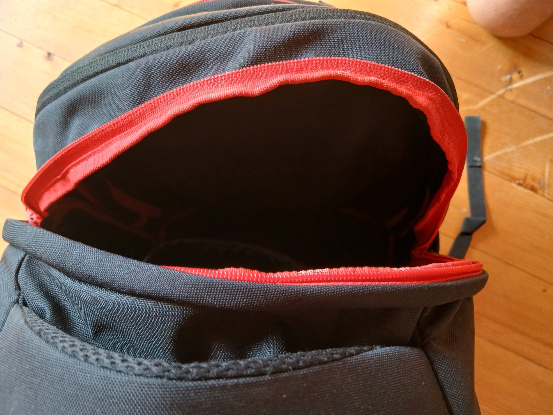 Satch Sacs & sacs à dos: Satch Schulrucksack Rot/Schwarz – D'occasion à Chur par Blackbook 5