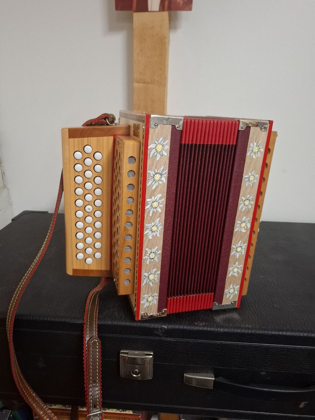 Strumenti musicali: Aementaler orgeli – Usato da Villeneuve venduto da BibiVintage 9
