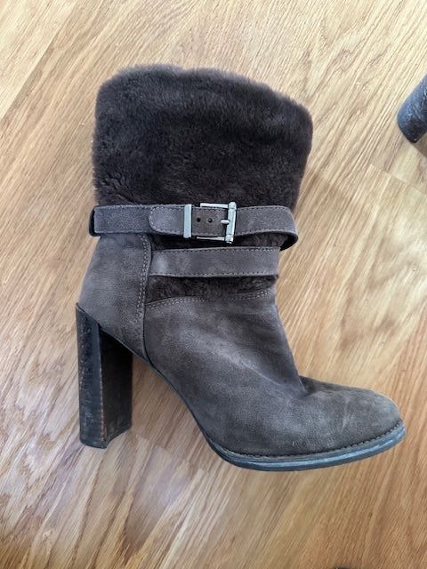 Stuart Weitzman Damenschuhe: Stuart Weitzmann Stiefel -39 – Gebraucht aus Hochdorf von lefaho