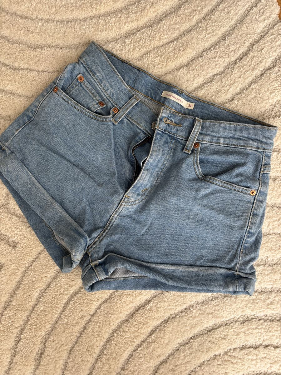 Levi's Jeans: Levis Jeansshorts  – Usato da Winterthur venduto da leimaj