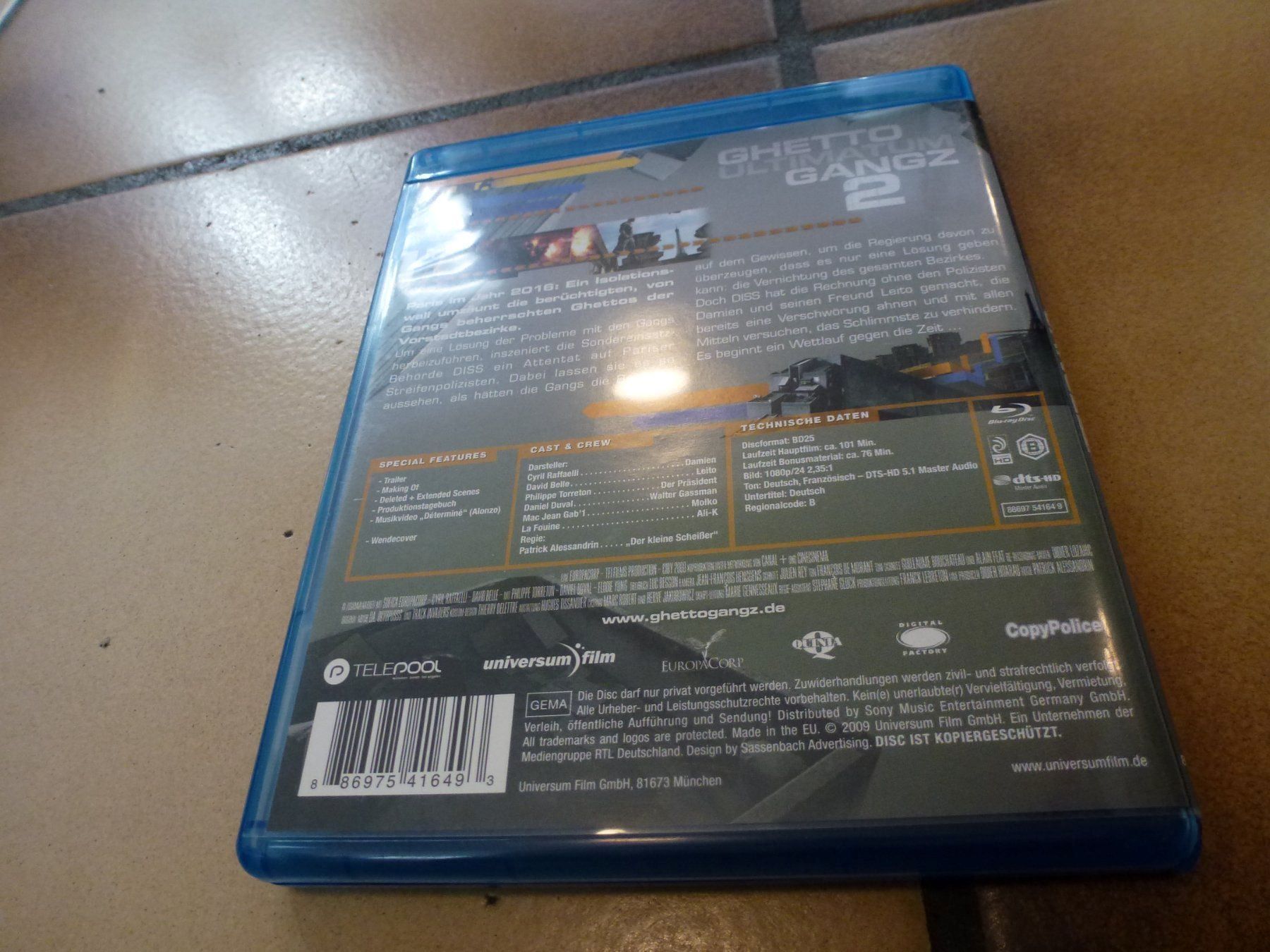 Tutti i DVDs: Ghetto Gangz 2 Ultimatum BLU-RAY – Usato da Olten venduto da Disc-Verkauf 2