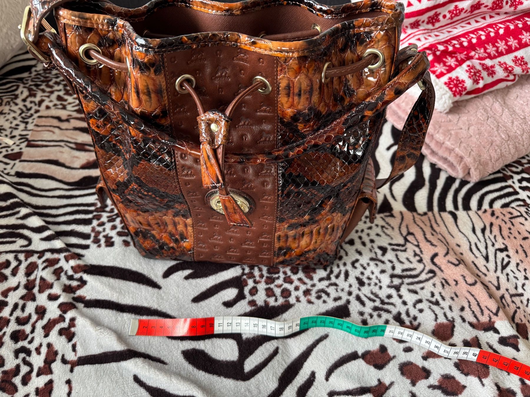 Borse da donna: Sac à main cavalinho – Usato da Vuadens venduto da hoc_fd5p 2