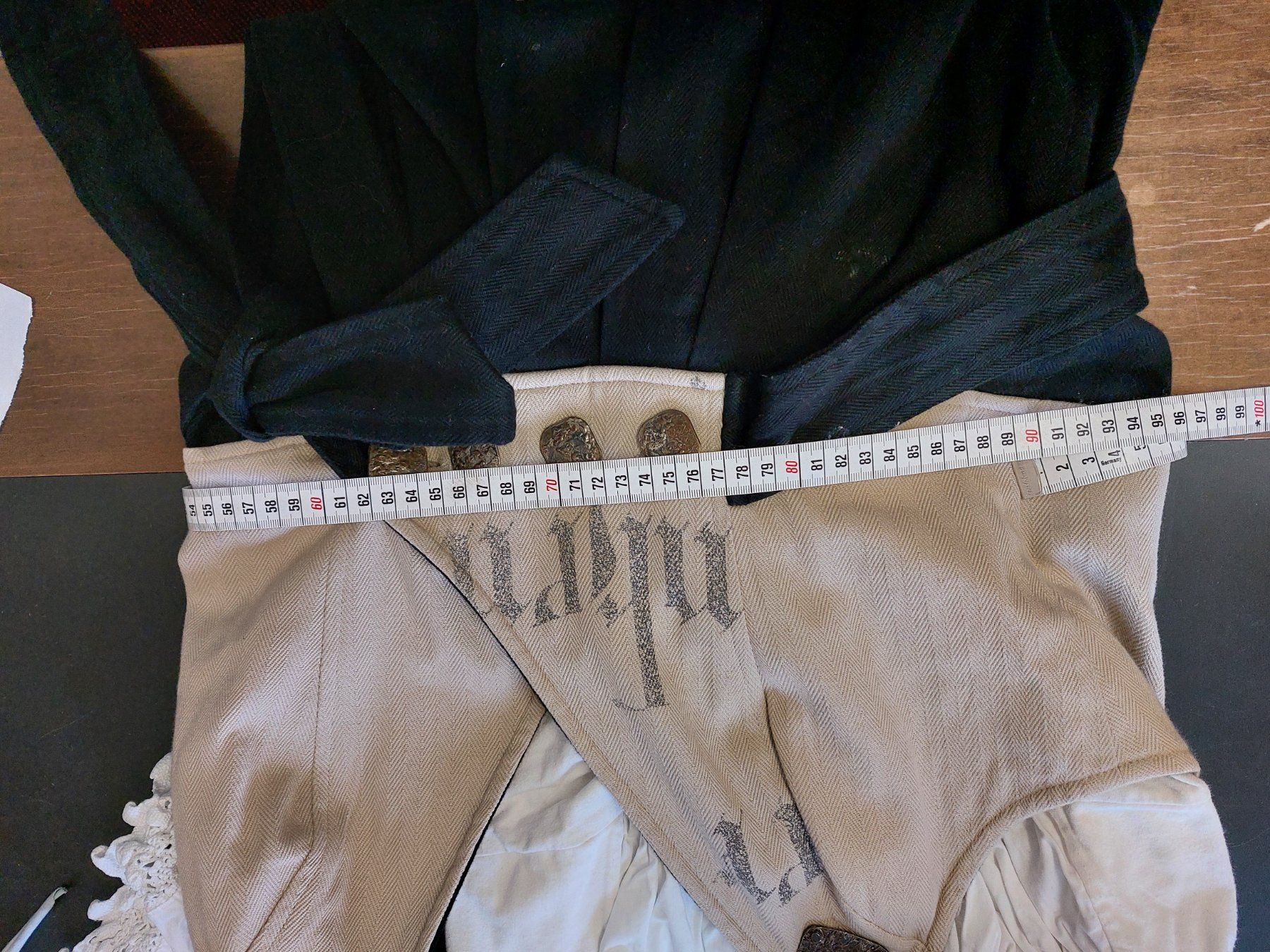 Costumi: Trachtenkleid gr 42/44 – Usato da Elgg venduto da Dagmar_17 7