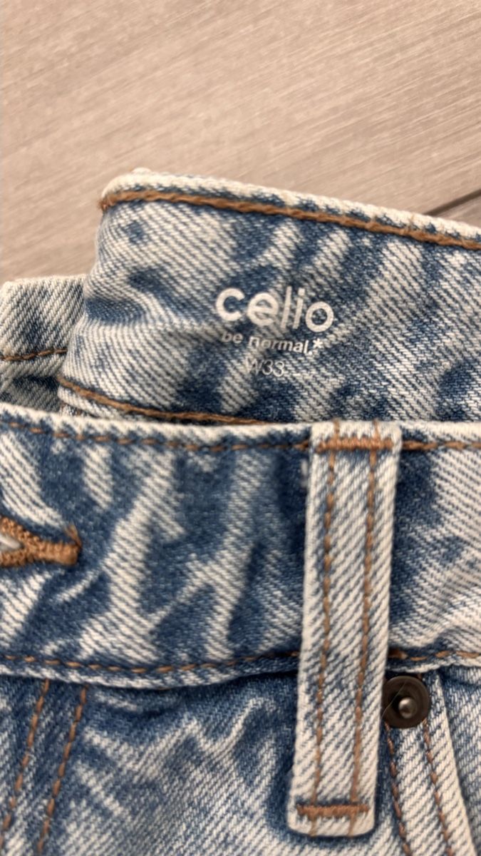 Lotti di vestiti: Lot de 2 pantalons - taille 32 et 33 – Usato da Alle venduto da Valentin.Goffinet 3