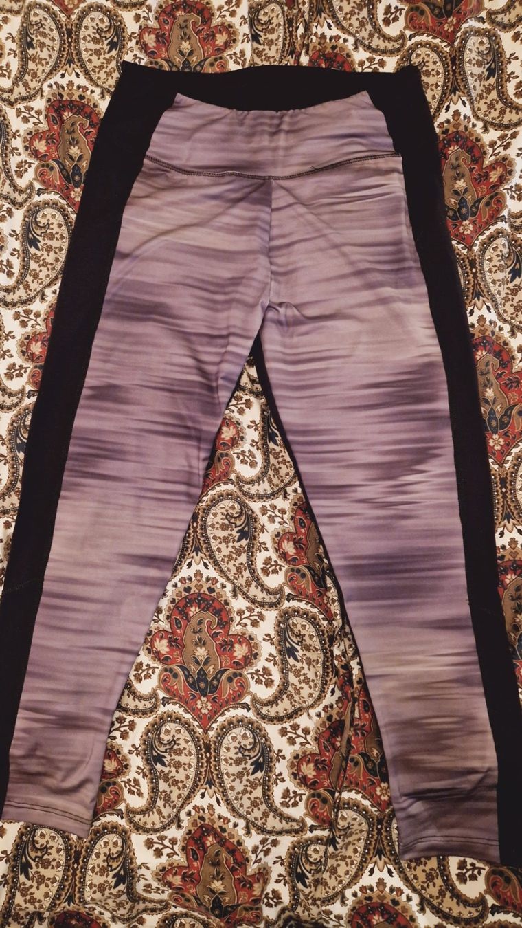 Leggings: Schwarz-olive Sporttights – Neu (gemäss Beschreibung) aus Oberengstringen von Sheera7