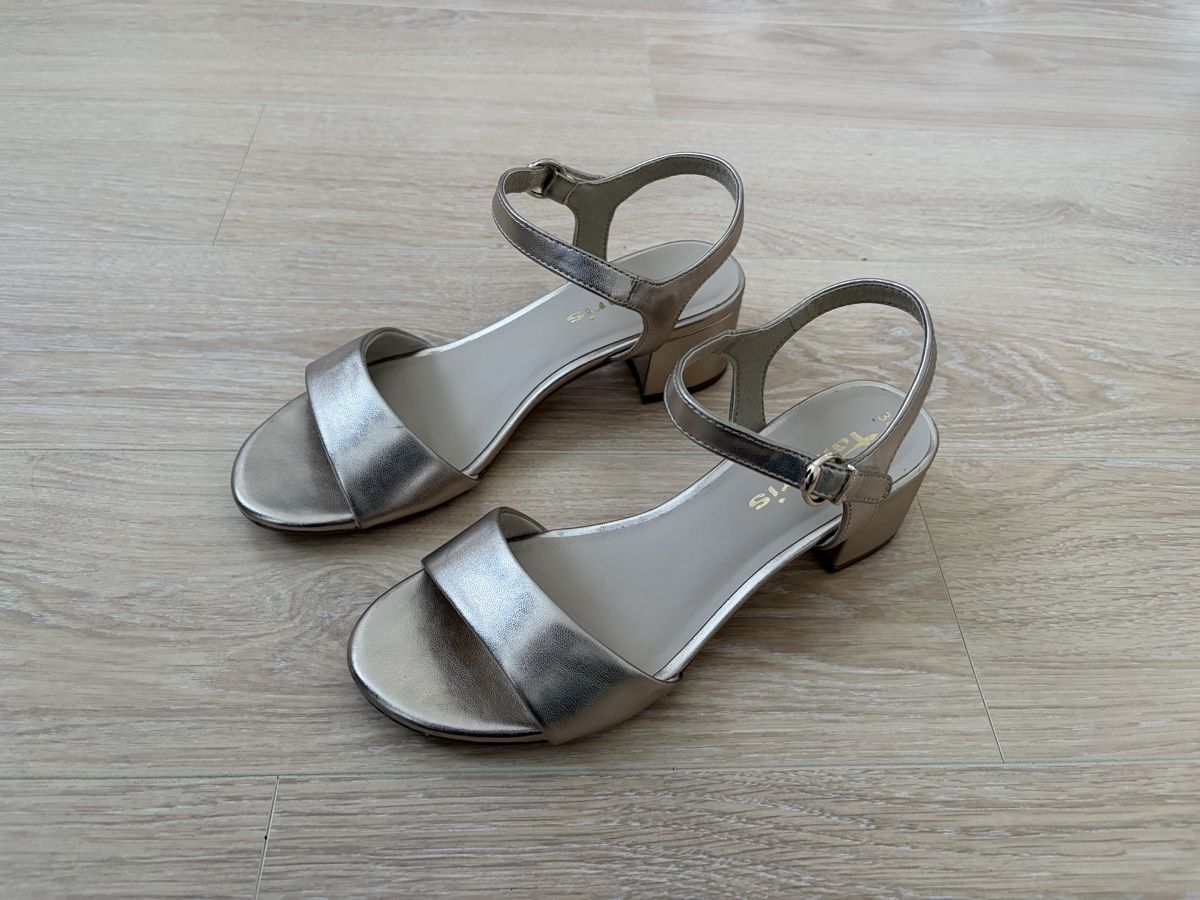 Scarpe da donna: Sandalettes taille 38. Comme neuve – Usato da St-Prex venduto da JLUD