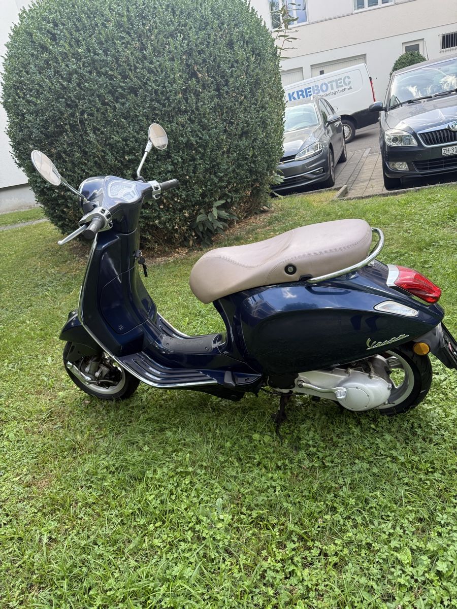 Vespa Scooter: PIAGGIO VESPA PRIMAVERA 50 CC – Usato da Winterthur venduto da Fabio_46 2
