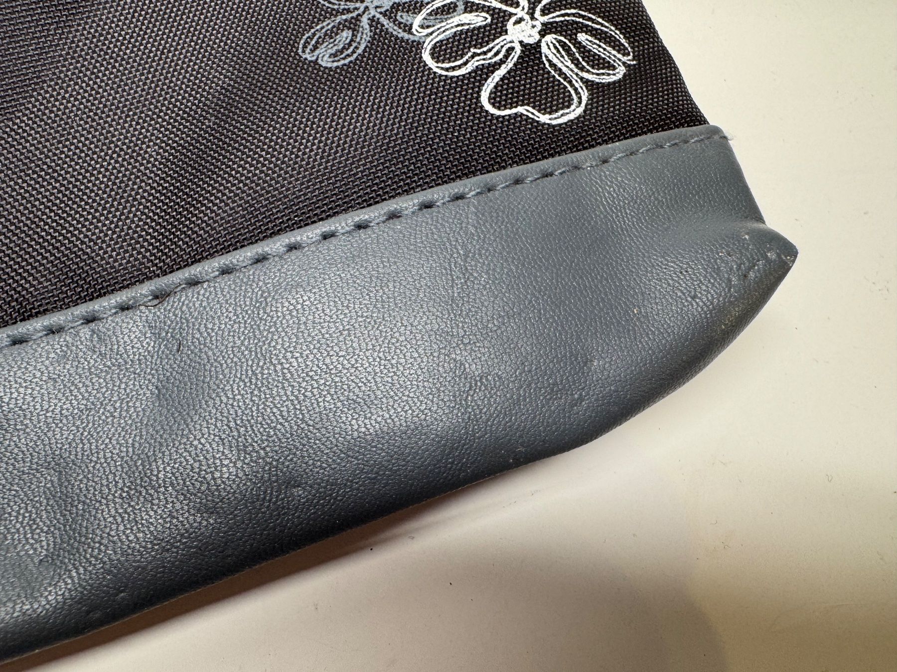 Borse da donna: Kleine Tasche – Usato da Grosswangen venduto da shoes.bags.and.co 4