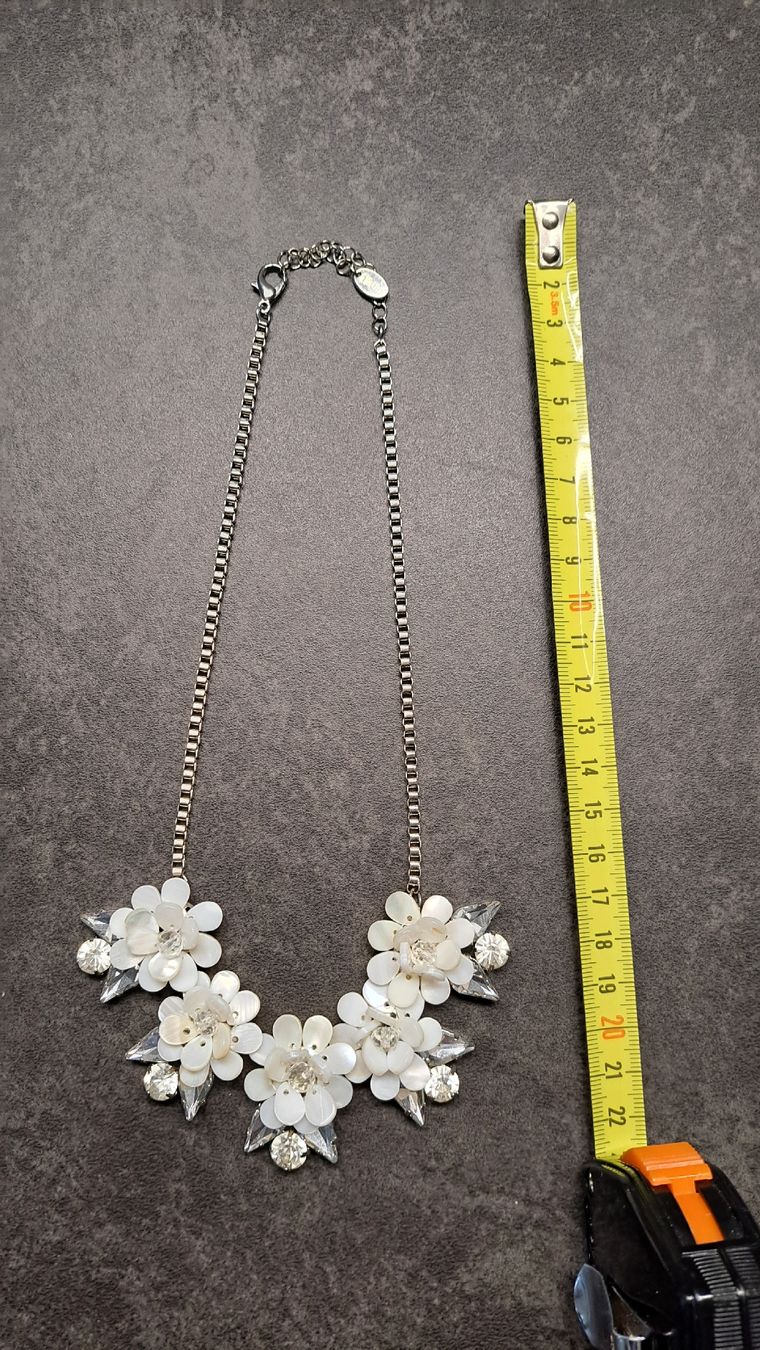 Catenine: Modeschmuck Blumen weiss – Nuovo (secondo la descrizione) da Winterthur venduto da Dream_of 2