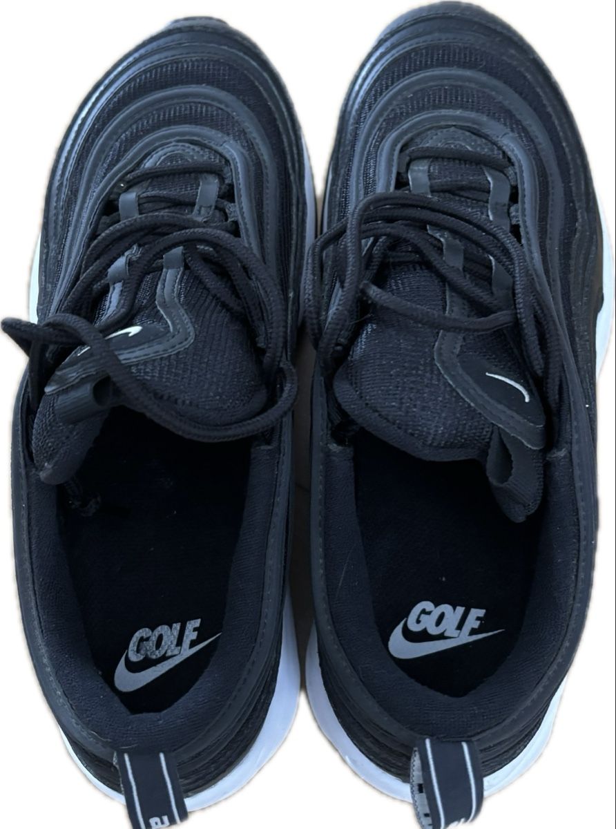 Nike Scarpe da uomo: Nike Golf Schuhe Schwarz – Usato da Chur venduto da Cuteclothes7k